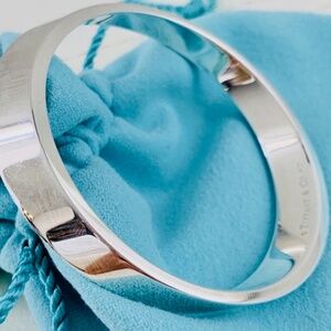 Tiffany & Co. Sterling Silver Geometric Round Oval Torque Bangle Bracelet